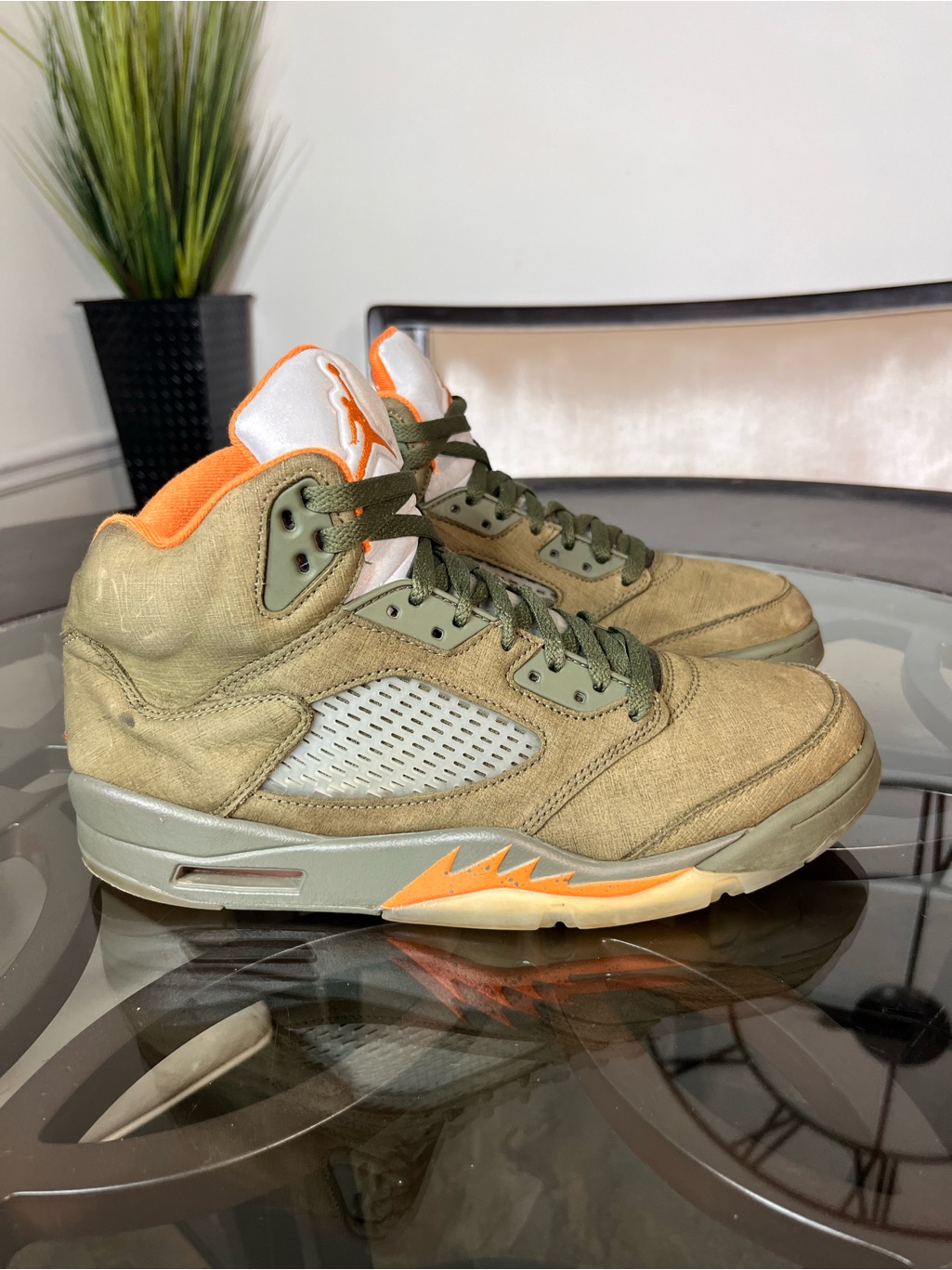 Nike Air Jordan 5 Retro 'Olive' (2024) Sneakers Men's Sz 9.5